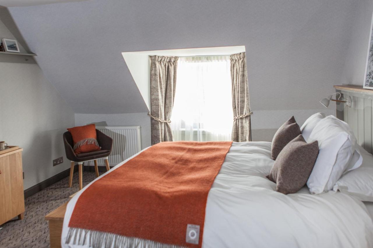 Bosville Hotel Portree Bagian luar foto